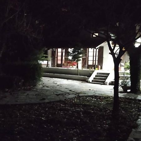 Αρχοντικο Στουσ Προποδεσ Του Ορουσ Διρφυσ Villa Loutsa  Exteriör bild