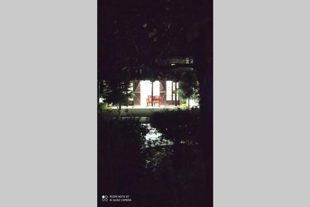 Αρχοντικο Στουσ Προποδεσ Του Ορουσ Διρφυσ Villa Loutsa  Exteriör bild